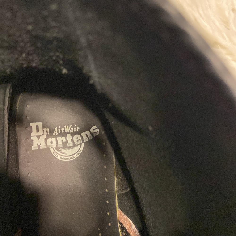 Dr.Martens  Air Wair with sole bouncing 🥾 size 8M BNWOT please see all photos - Picture 8 of 17